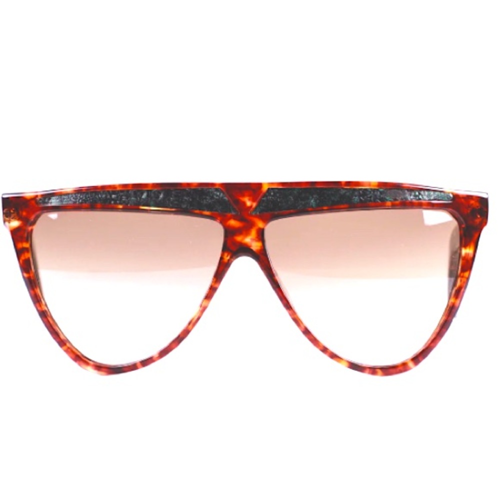 LAURA BIAGIOTTI T43 168 Very Rare Find

$300